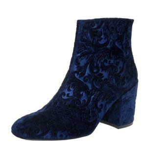New Stuart Weitzman Booties